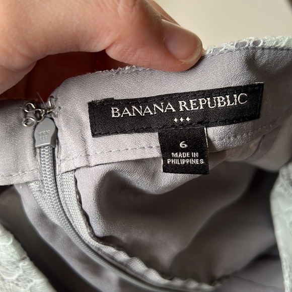 BANANA REPUBLIC White Lace Overlay Pencil Skirt Size 6 - Picture 3 of 10